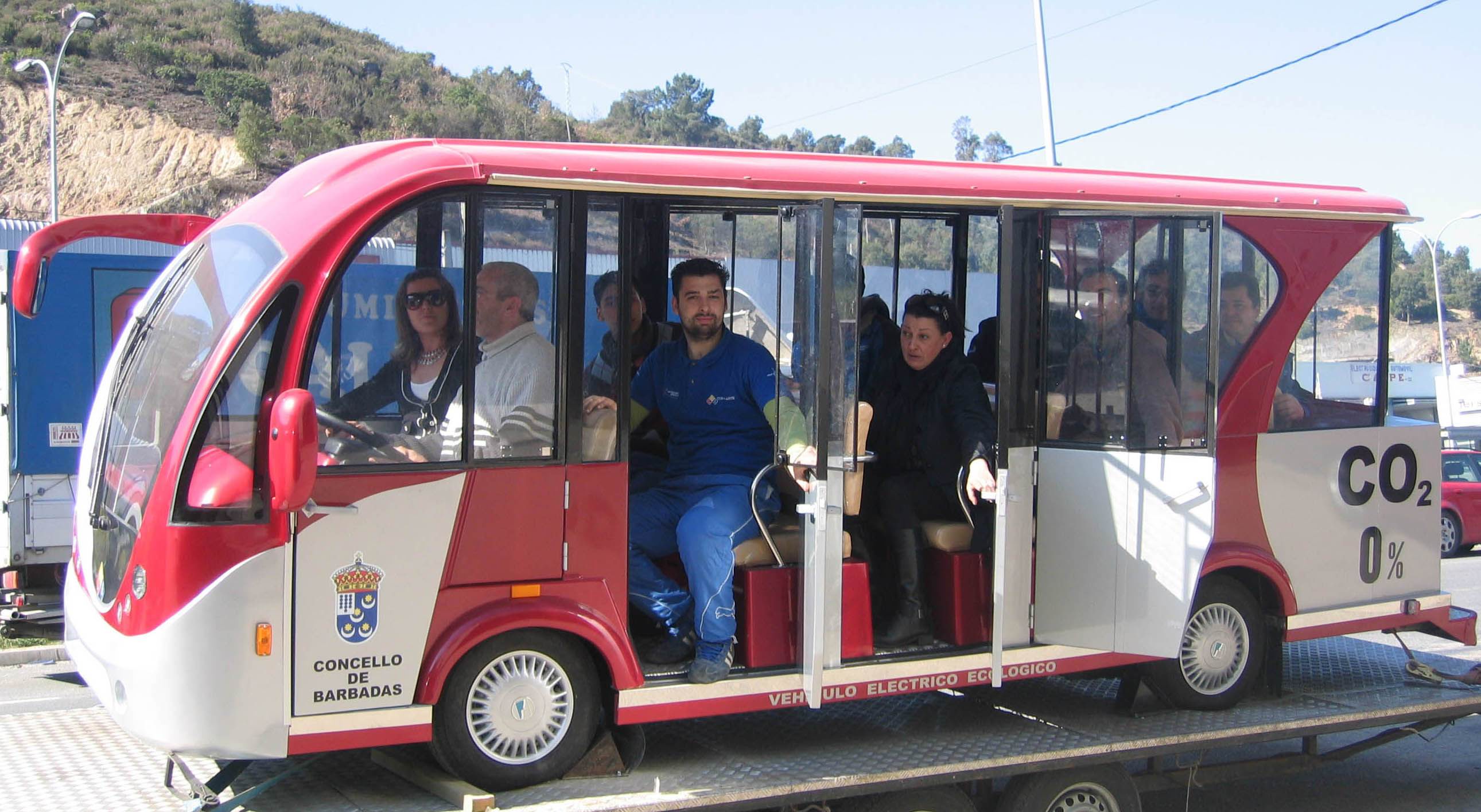 autob&uacute;s tur&iacute;stico coche veh&iacute;culos