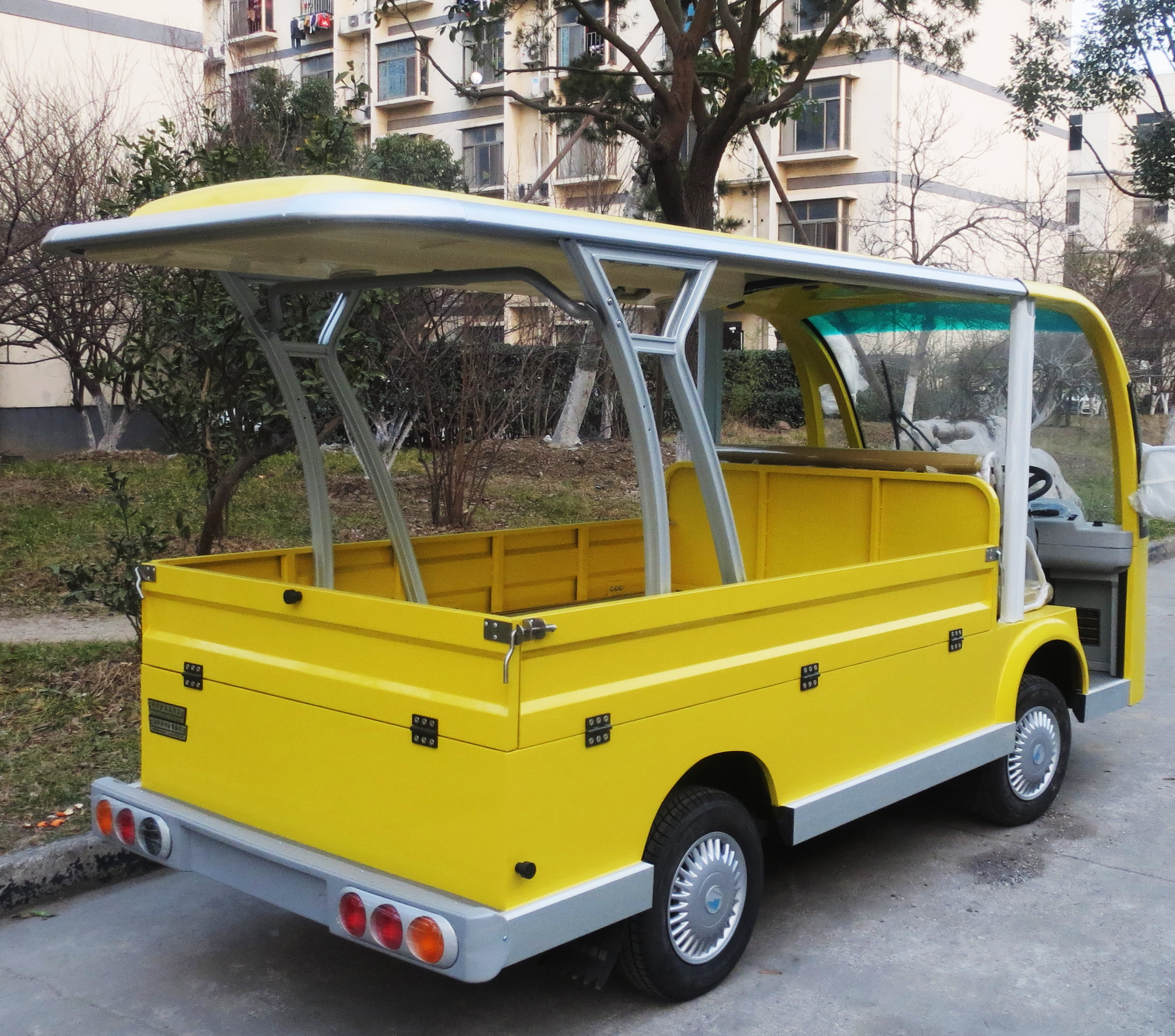 Veh&iacute;culo de autob&uacute;s tur&iacute;stico personalizado 
